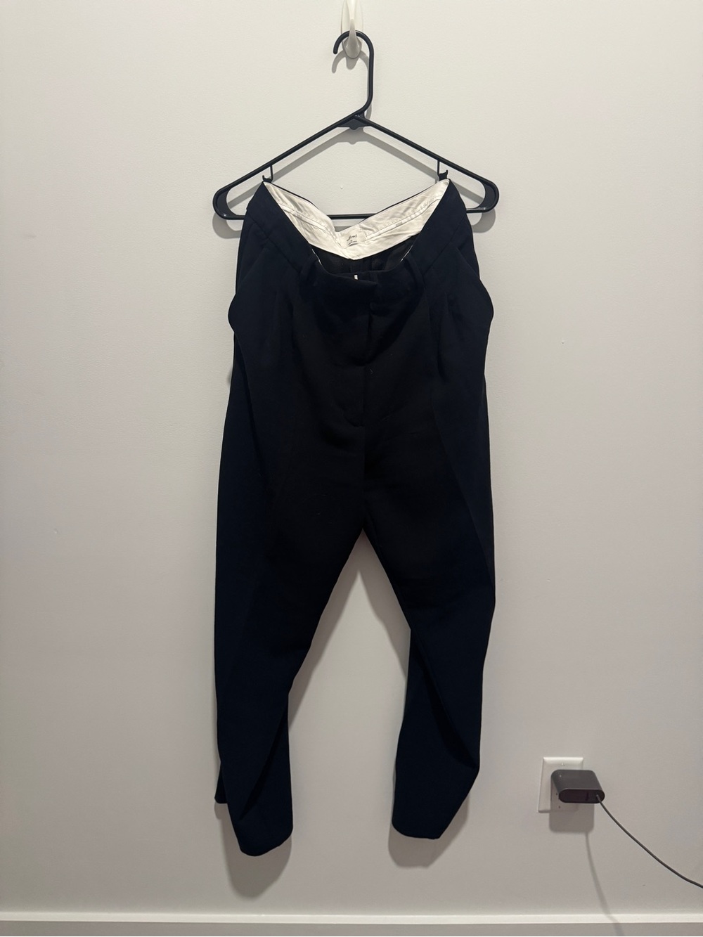 Aritzia Black Tailored Trousers